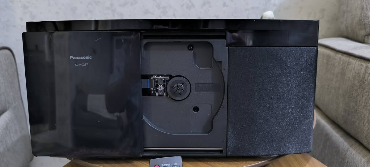 السلام عليكم
جهاز ماركه Panasonic
صناعه ماليزيا 
سيدي اوديو 
فلاش 
بلوتوث 
اوكس 
راديو 
ريموت كنترول 
كامل كله شغال 
السعر 35 
التوصيل 5 بغداد 6 باقي المحافظات


**إذا كنت صاحب هذا الإعلان وتريد حذفه لأي سبب، رجاءا أرسل رسالة إلى الدعم الفني**