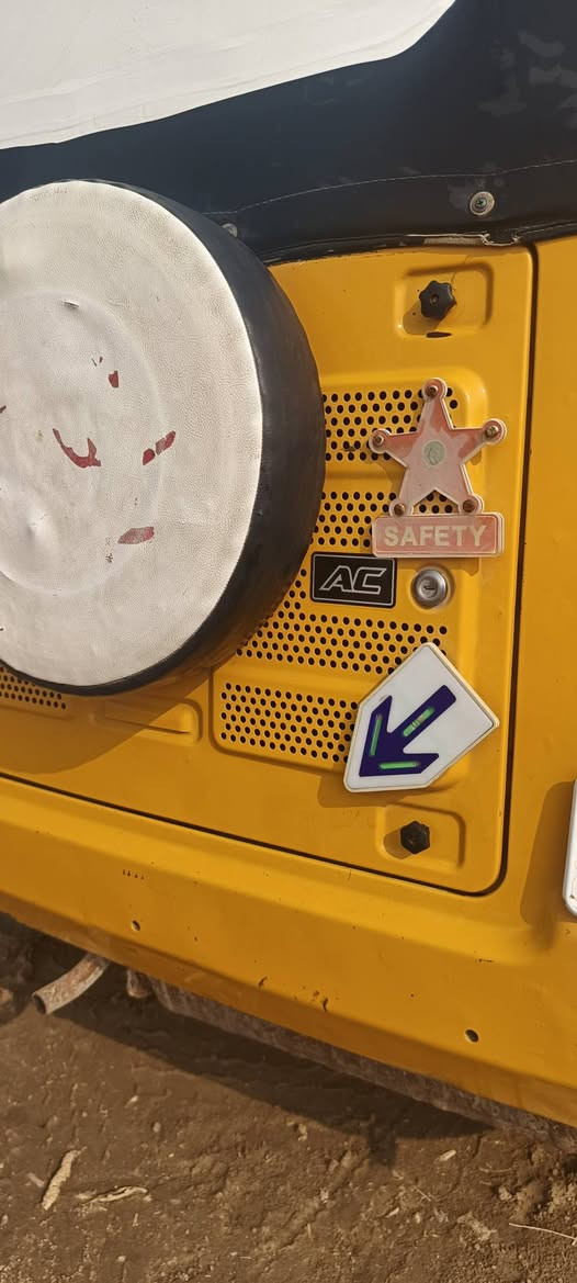 السلام عليكم تكتك تي في اس
موديل 19 سنوية فقط سنوية كربلاء 

تكتك نضيفة وما بيها خياسات فقط الصفاح مبين بالصورة محرك تجفيت شركة كهربائيات كلها شغالة وياها دعامية ومسجل بس ذابهن انا جاهزة كبل لشارع راعيها كربلاء يريد  تحويل ثاني يوم السعر 5,500 بيها مجال مكاني القرنة *********** اتصال و واتساب
