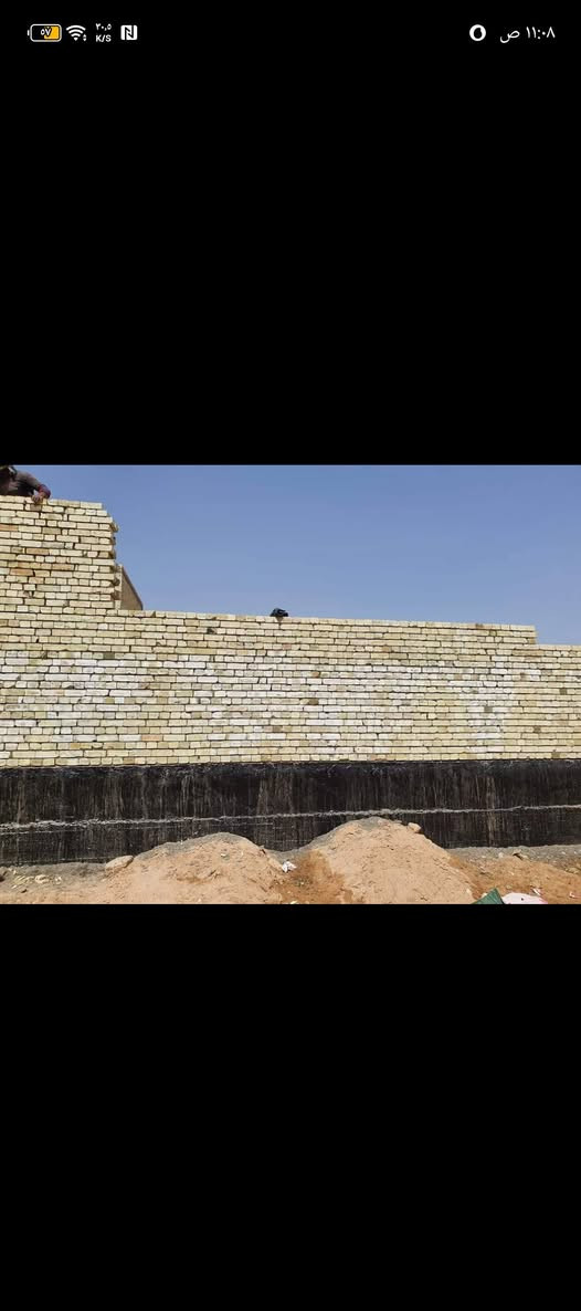 خلفه بناء متفرغ العمل في كربلاء ***********
