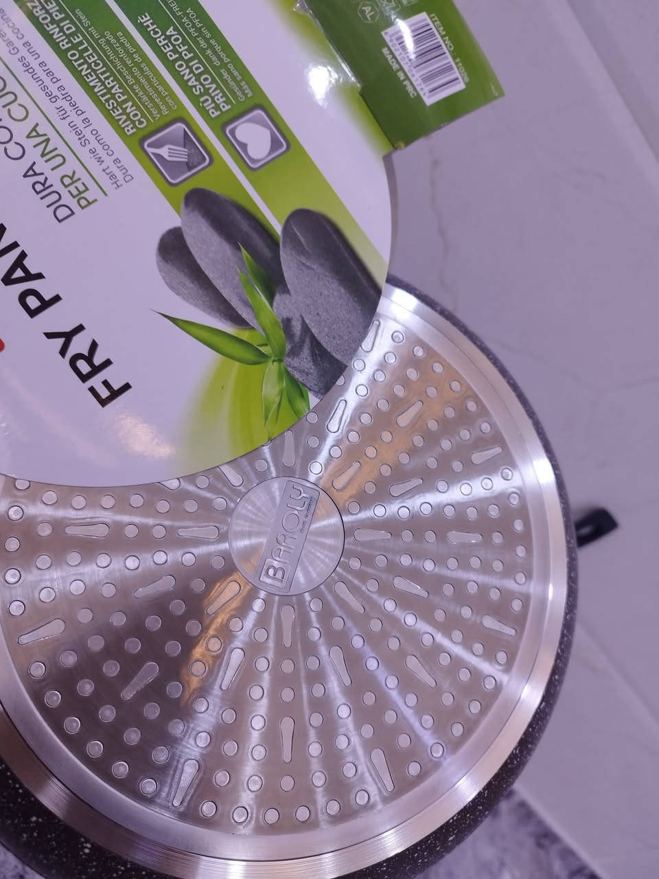 طاوات ماركة فول زيتي متوفرة بالالوان الزيتوني والجويتي والجوزي تجنن بنات قياس 18و20و22و24و26 سعر السيت كامل ب38 الف


**إذا كنت صاحب هذا الإعلان وتريد حذفه لأي سبب، رجاءا أرسل رسالة إلى الدعم الفني**