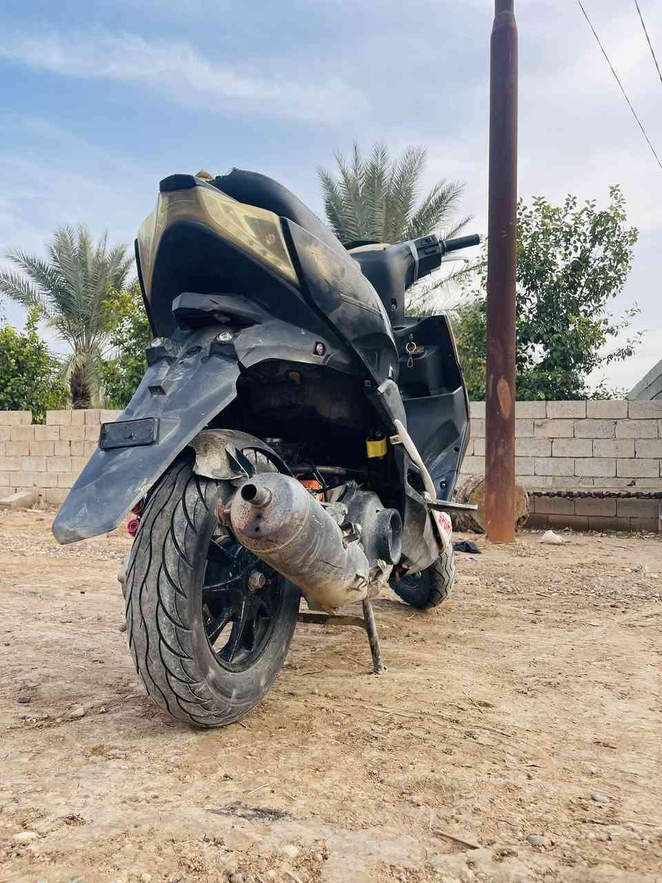 السلام عليك 
دراجة لبيع 
السعر ٢٥٠ وبيه مجال 
المكان ديالى _السنديه 
الهاتف ***********
الدراجة شلعه معدل 
ونكره بكل وقت سلف وهندر
