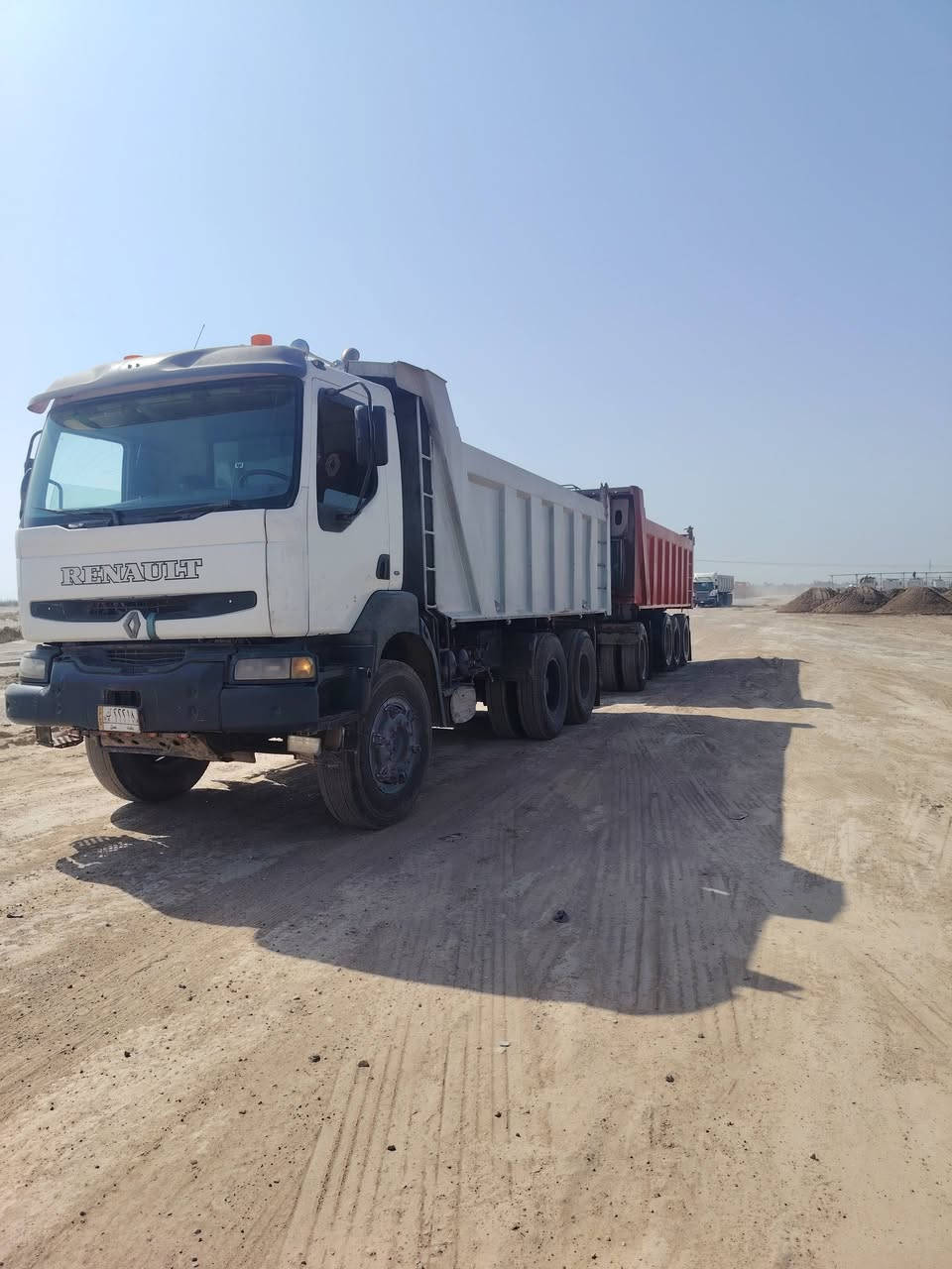 السلام عليكم رينو للبيع ***********
