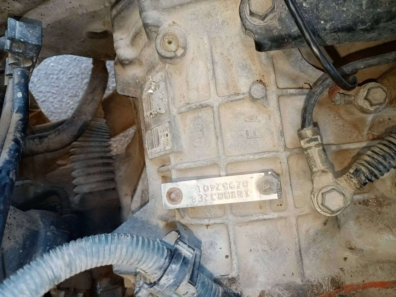 سلام عليكم عندي كير كورلا للبيع نحله موديل 2008امريكي 5خطوط عل فحص وحاليا مشدود بل سياره تجي تفحص وتقتنع يله تاخذه فقط  بي بولبرن مال كسن  300الف بغداد تصال***********
