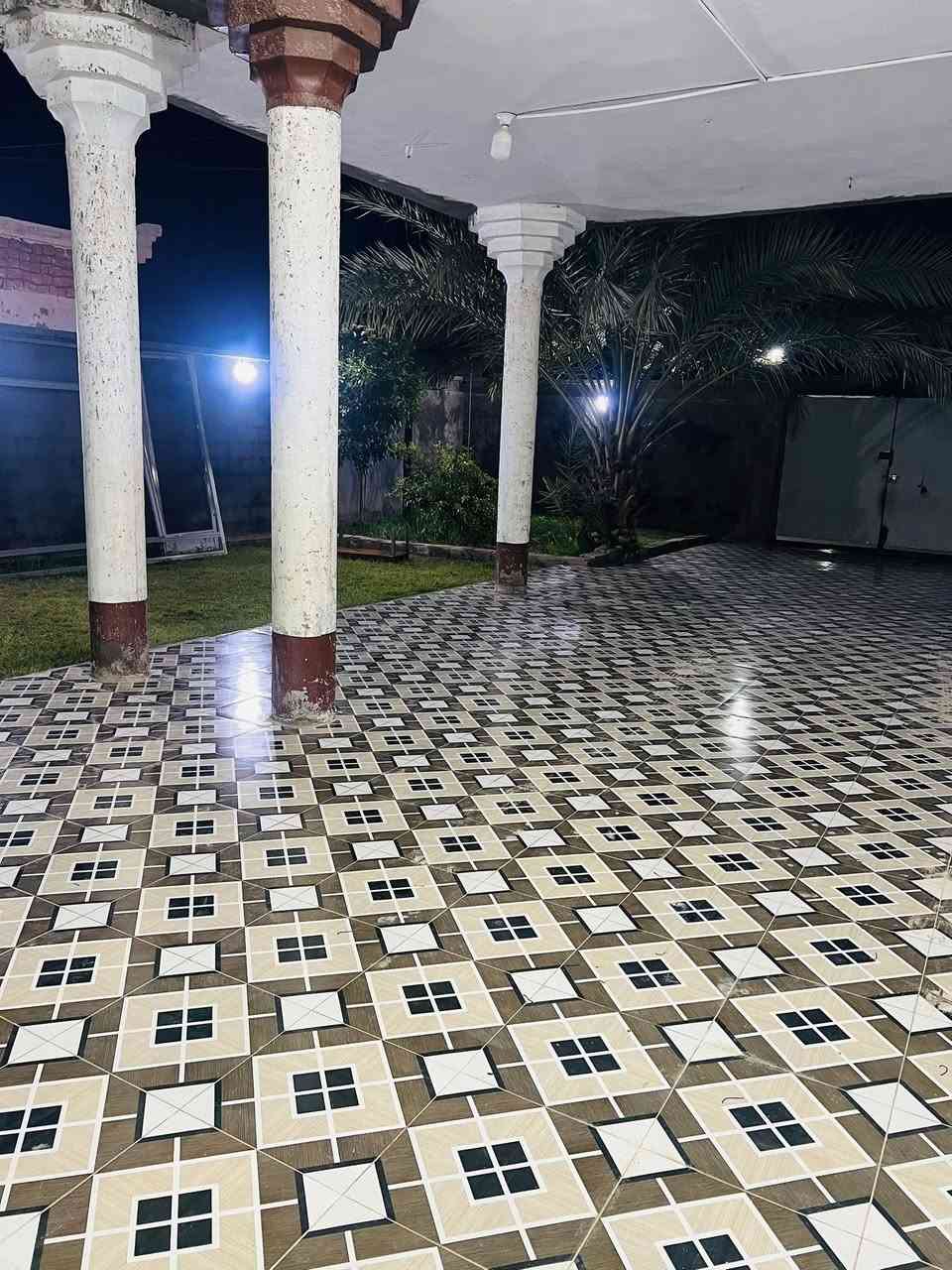 #بيت_للإيجار 
بيت جبير بي 4 غرف جوه و3 غرف فوگ ومسلك وهول وديوانيه وبي حديقتين وحمامات خارج 2 وداخل واحد 
#المكان حي12 ربيع الاول
للأستفسار اكثر الإتصال ع هذا الرقم
***********
