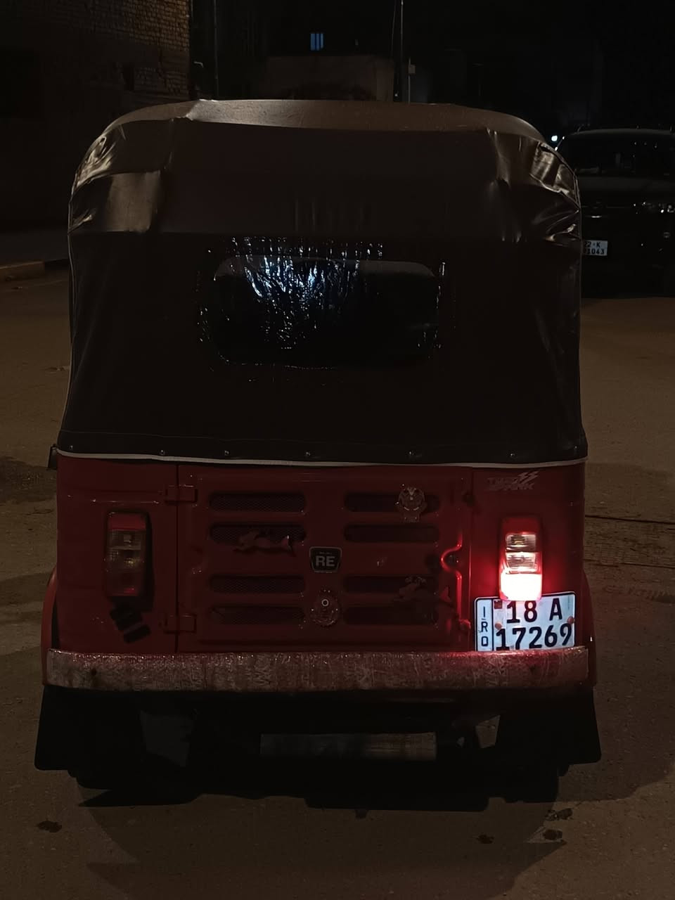 سلام عليكم تكتك للبيع موديل 2018رقم بابل جديد معمره ومصبوغه جماليه محرك مال 22جديد صارلي 4اشهر من شديته تكتك خير من الله كهربائيات كلها شغاله السعر 5800 وبيها مجال مكان واسط العزيزيه تحويل شوكت ميعجبك رقم الهاتف ***********
