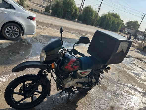 سلام عليكم بوكسر 23 رقم سنويه انكليزي بسمي  
منظومه زنون اصلي دبل اشاره مكنيه مكفوله 
جيبلك فيتر وتعال سعر 2/500 مليونين ونص 
عنواني زعفرانيه ***********
***********
