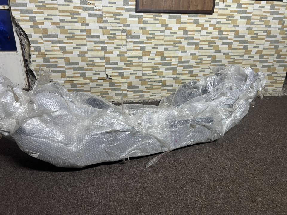 السلام عليكم اخوان كصيت غراض من دبي لسيارتي انفنتي QX80 موديل 24 والسياره نباعت قبل التصليح وبقت عندي غراض للبيع مثل بنيد جديد غير مستعمل دعاميه اماميه جديده غير مستعمله كشاف دعاميه ايمن قواعد دبلات دبه زراگ حساس دعاميه كفر كشاف ماسكه دعاميه بطانه جاملغ ايمن مكاني بغداد الشعله رقمي ***********
