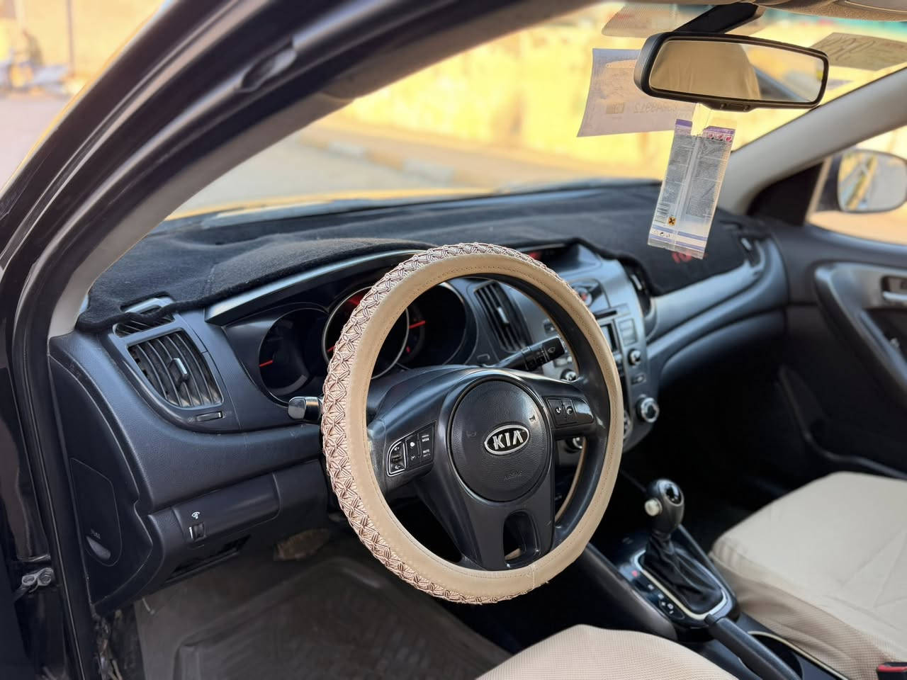 سيراتو موديل 2011 سياره حلو وجديد كير مكينه جديد. مكفول كفاله الغد وشاصي وكل نواحي ما عد البنيد وسونار بس جديد ورقم أربيل دولي جديد ماشيه سياره حقيقي 200 مواصفات سياره يدات نيكل مري شفط خمسه ويل تحكم ستيرن بلوتوث سياره بسم كردي تريد تحول تريد وكاله مضمونه مكان و اسط نعمانيه السعر 88وبيه مجال الطيبين ***********
