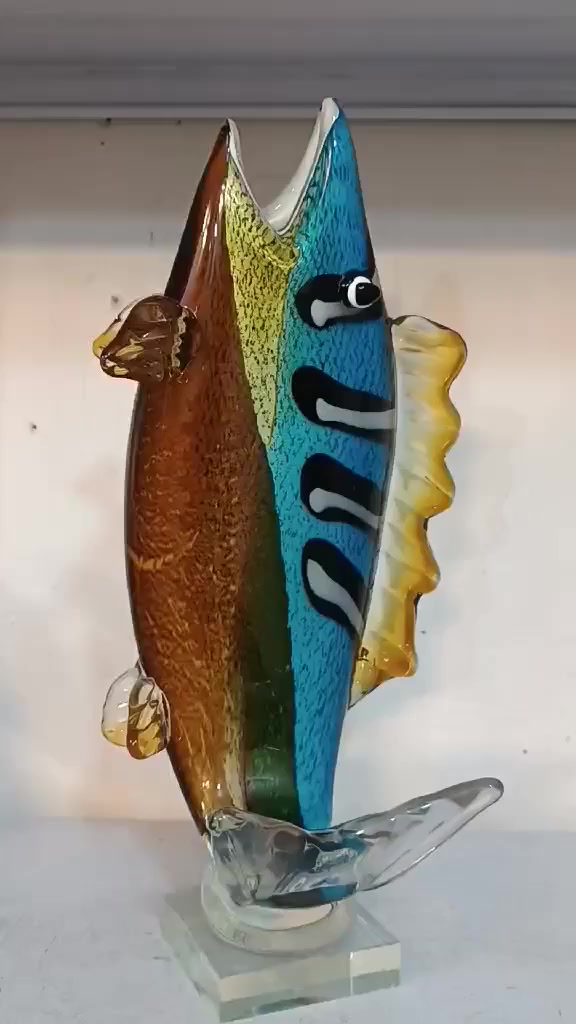 انتيكات وتحفيات للبيع مكاني بغداد *********** يوجد توصيل
