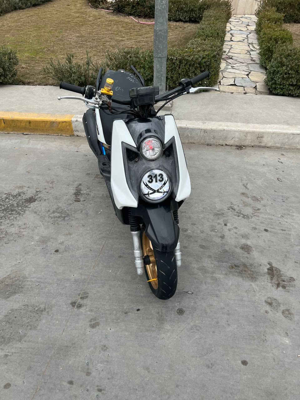 سلام عليكم سكنس جبلي للبيع مكفوله كفاله عامه من كلشي مكان الشعب سعر مليون وبيه مجال للطيبين رقم ***********🤍
