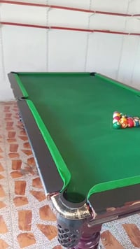 ميز بليارد للبيع للاستفسار الاتصال على الرقم 07736982076