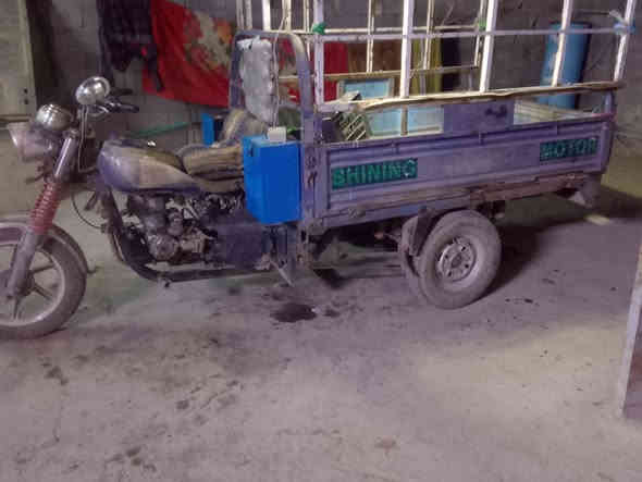 موديل 2019 اوراق تعبانه السعر 650 وبيها مجال مكان بغداد العبيدي *********** اتصل
