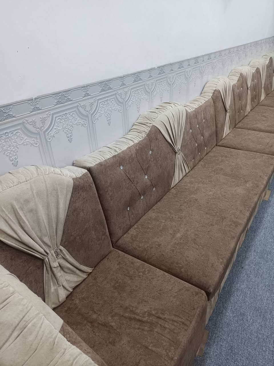 ثنين تخومه للبيع الاستفسار على هذه الرقم ***********
