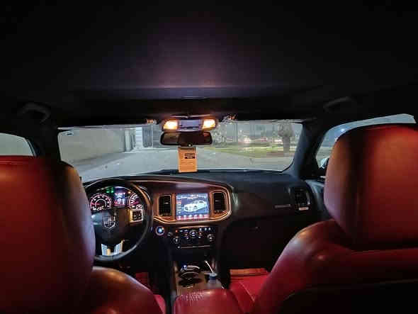 السلام عليكم سياره خليجيه 13 بيها بس شامله خلفي بي بارد السعر 170 ***********
