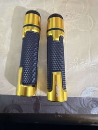 جنوط ذهبي ٢٠ • اطارات ٢٠ • غطاء بنزين