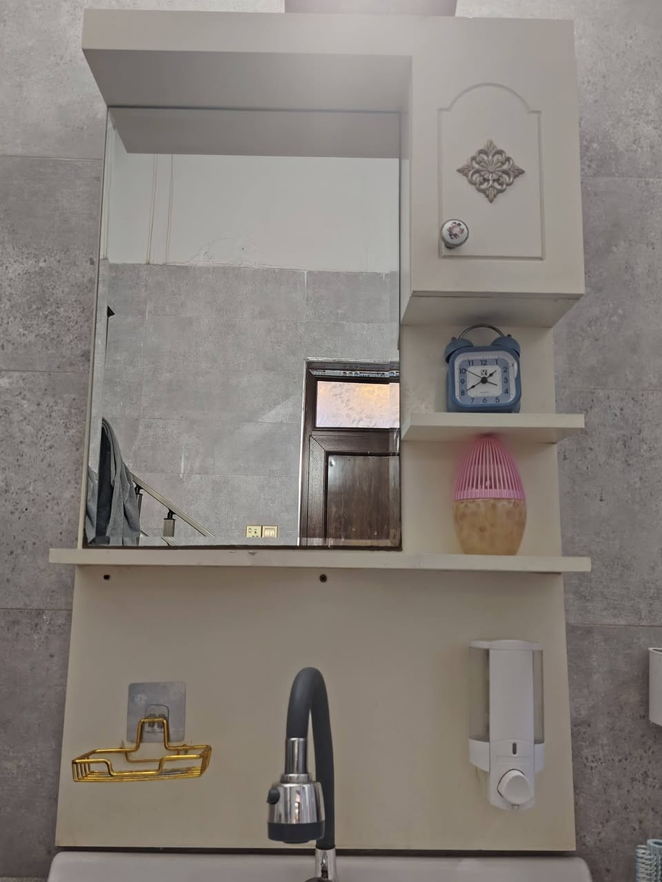 مغسله كومدي مابيها عيب السعر ١٠٠ وبيها مجال المكان شهربان توصيل للبيت


**إذا كنت صاحب هذا الإعلان وتريد حذفه لأي سبب، رجاءا أرسل رسالة إلى الدعم الفني**