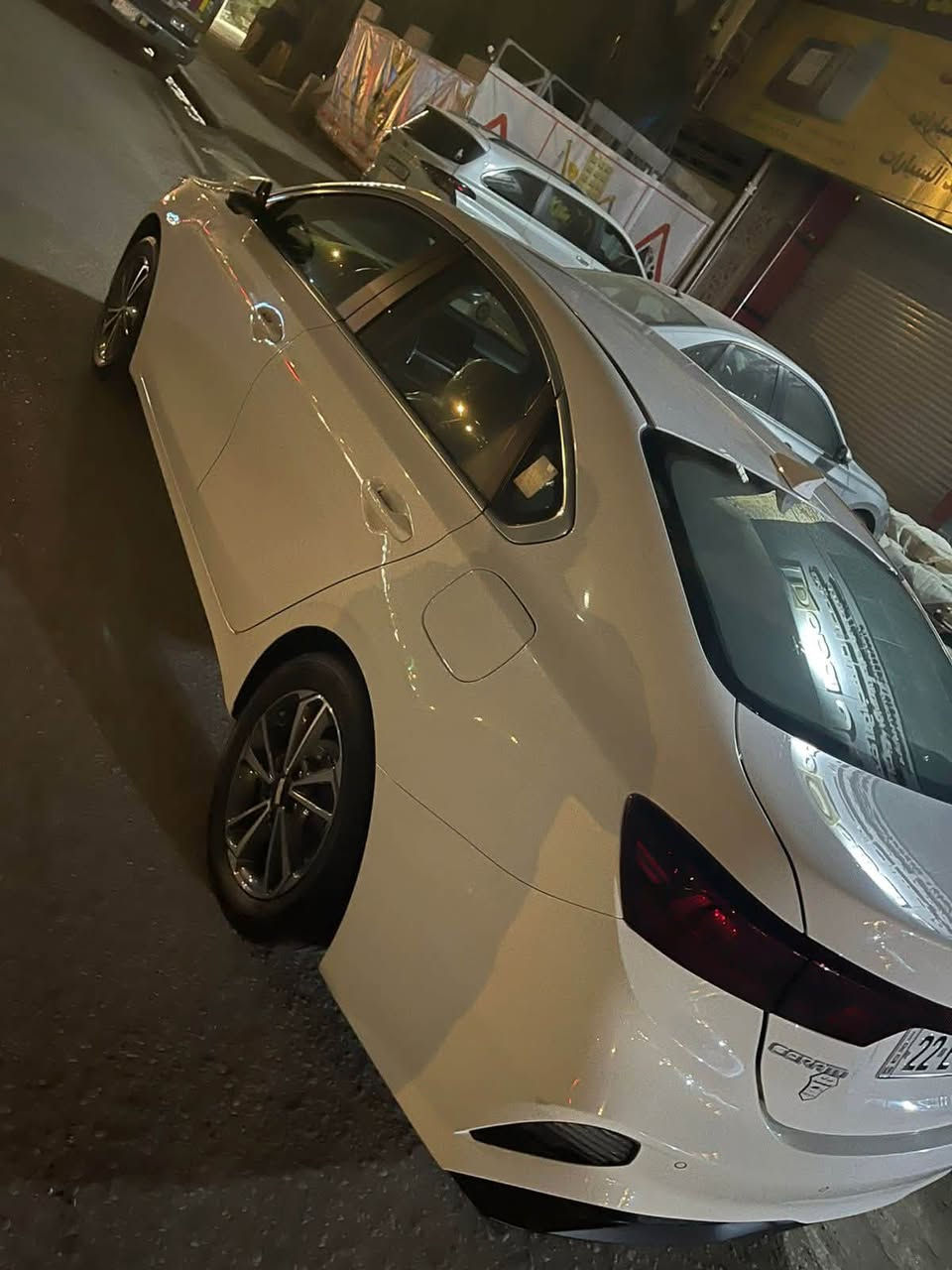 سيراتو موديل 2023 سيارة جديدة  فول مواصفات مكينه 2000من تبريد حداديه مكينه وكير كله جاهز     وتخم تاير جديد سياره ماشيه 60 كفاله من صبغ وتبديل فقط بارد جوه قبق بانزين مكدر شبر مكاني نجف سعره 178وبيه مجال ***********
