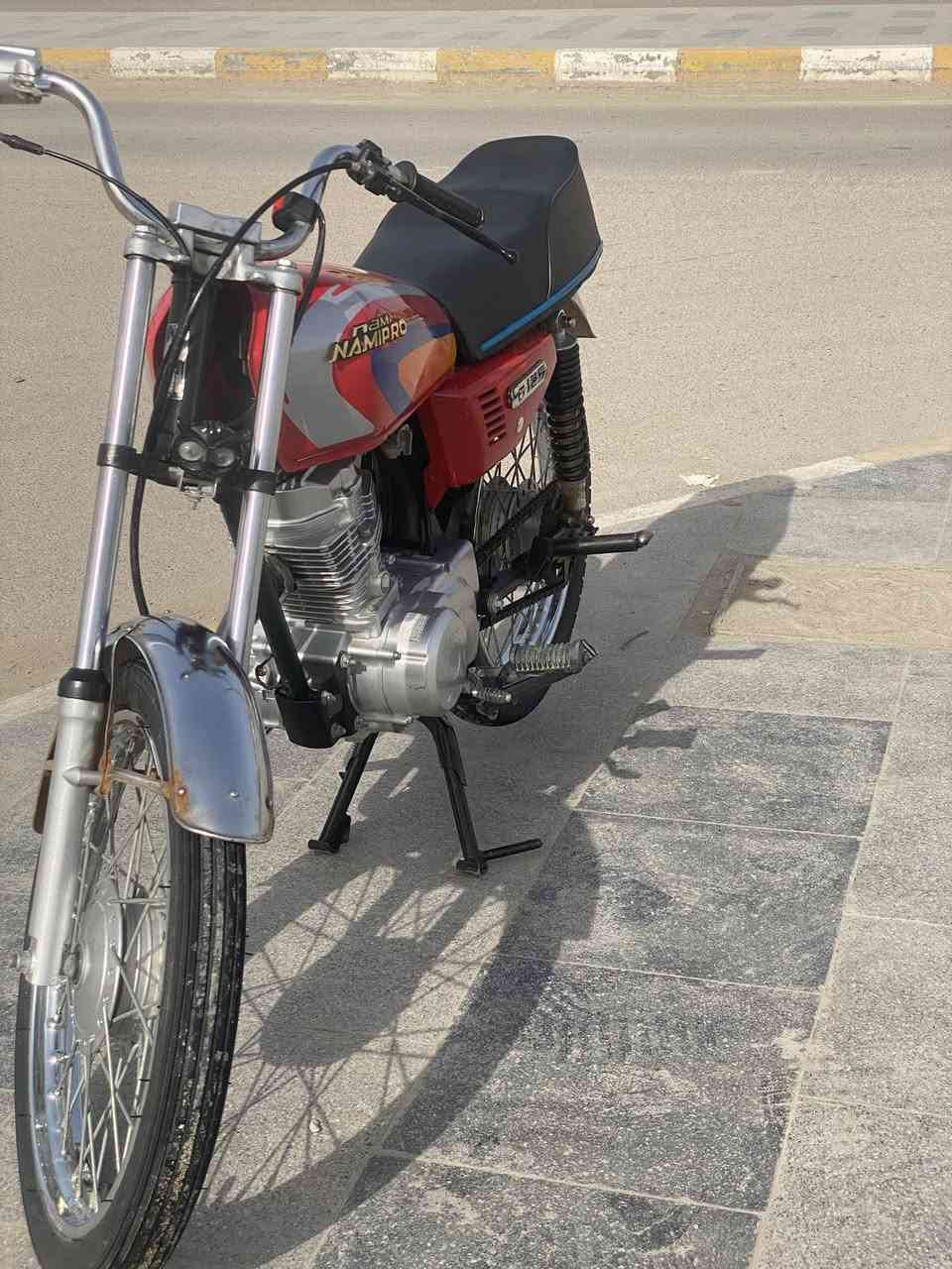 سلام عليكم دراجه نامه للبيع دراجه أوراق اصولي اصولي ودراجه   نضيفه وحلوه  دراجه مكينته ما مفتوح برغي منه 
الرقم ***********  
لمو شراي لايتعبني
