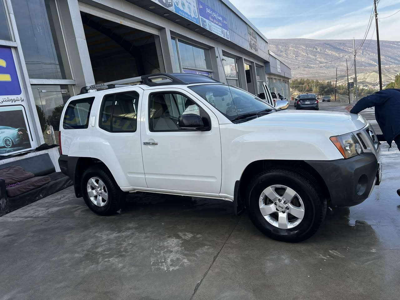 ئێکسترا مۆدێل ٢٠١٣ ، زۆر پاکە فول موسفات گێرئۆتۆماتیک   دەبل ئەکسل ناوزەرد  گێر مەکینە هەمووی بەشەرت تەنها دوو بست لە دەرگای سایق بۆیاغی هەیە سەنەوی نوێیە تاکو ٢٠٢٩، وە تابلۆئ ئۆتۆمبێلەکەش ژمارەکەی لەگەلە بۆ زانینی نرخ پەیوەندی بکە 
***********
