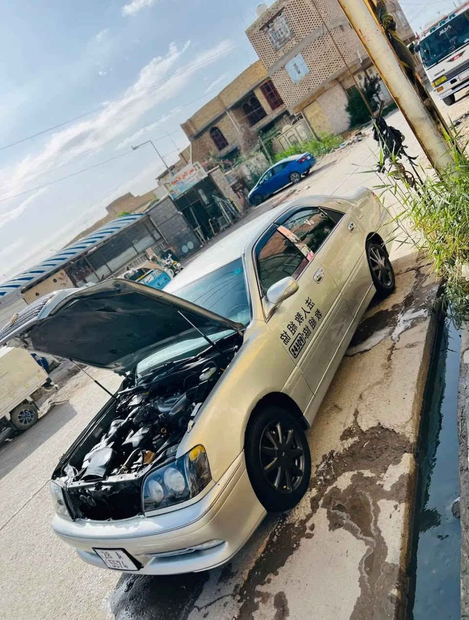 السلام عليكم جنون ملكه موديل 2002 كرستال أربع دكم فول عده الفتحه رقم نجف بسمي تحويل ثاني يوم سياره مصبوغه عام جماليه مابيه نقص مكاني ناصريه السعر 115 وبيه مجال الشراي يتصل ***********مكلف بنشر
