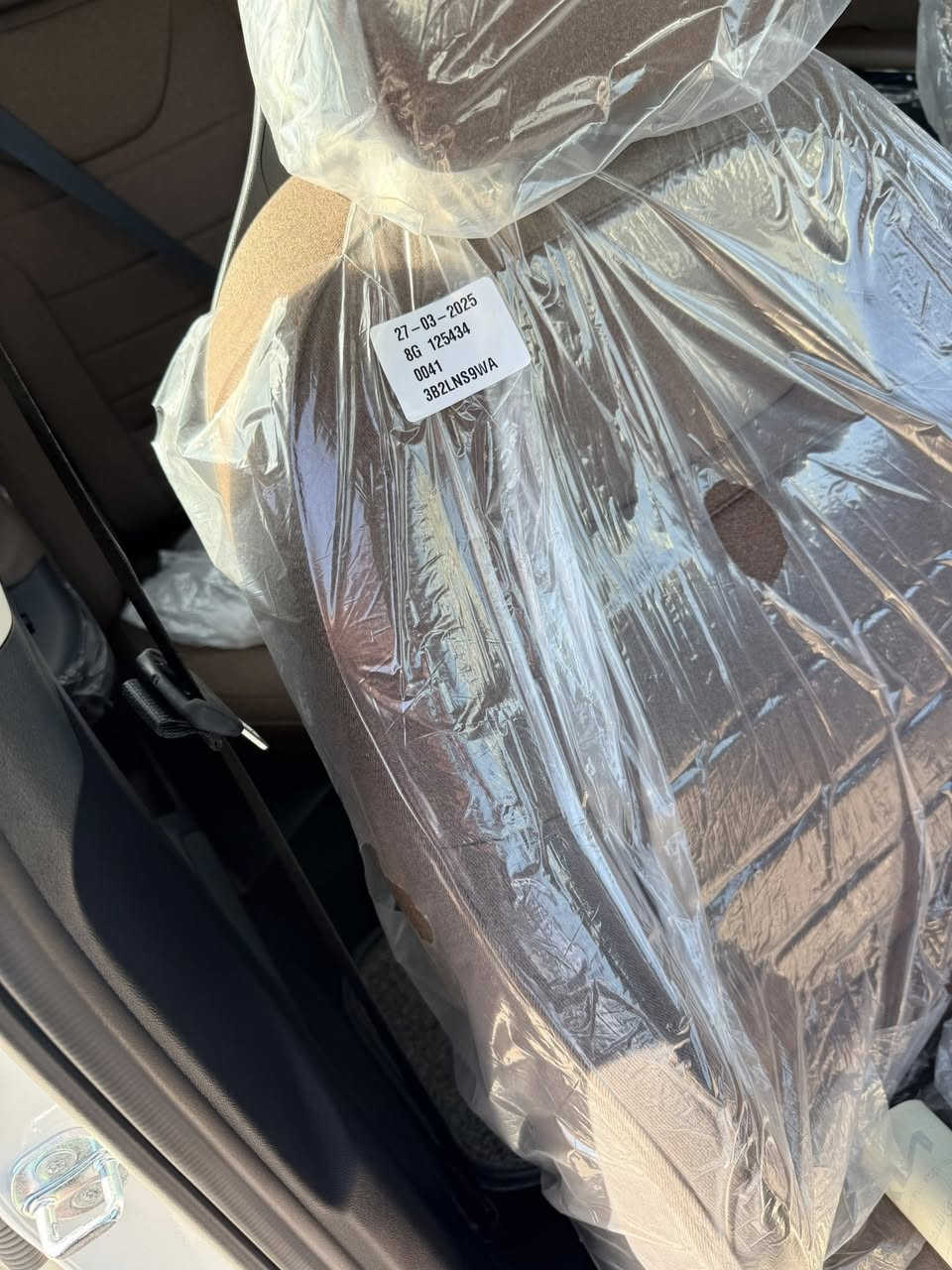 السلام عليكم
K4 
موديل 2025
ضمان الدوليه 
زيرو مرقم بغداد
مكان السياره بغداد 
***********
