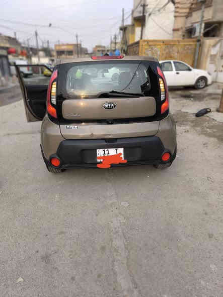 السلام عليكم للبيع كيا صول موديل 2015 رقم بغداد مكينه وكير مكفولات تخم تايرات جديده تبريد شغال تدفه شغال السيارة كله جاهزه كهربائيات كله شغاله بسمي رقم انكليزي جديد هزه جديده السعر 95 المكان بغداد رقم الهاتف ***********
