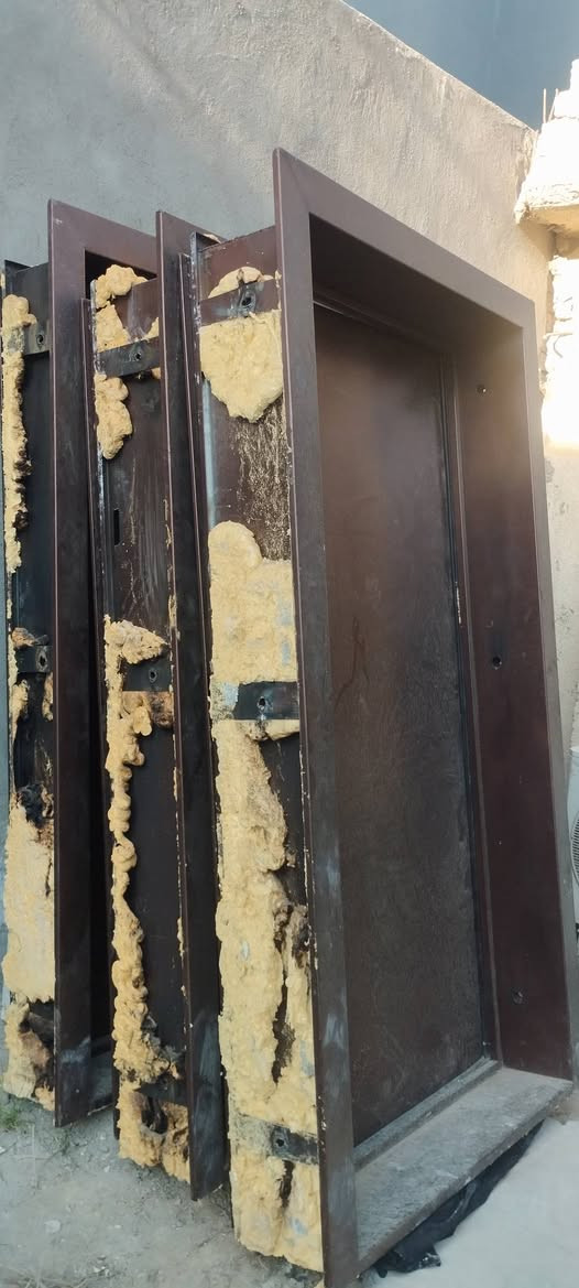 سلام عليكم ابواب قاصه حديد جديد غير مستخدم للبيع بسعر مناسب العدد ٦
الشراي يتصل ***********
