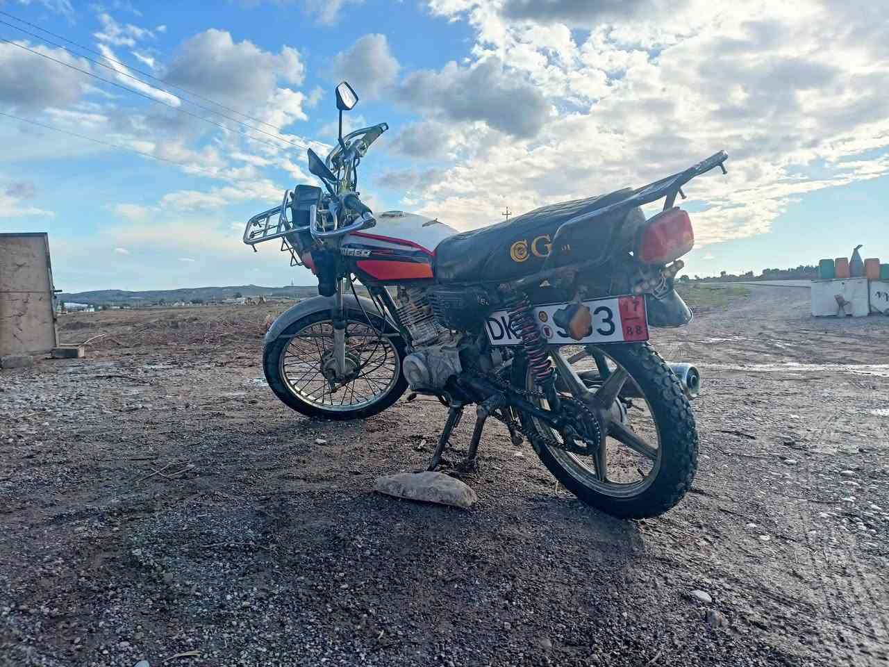 مطور للبيع ابو الدرع كلشي شغال كهربائيّ شغالة شرط هندر واحد محرك دمعة سعره 225بي مجال ***********
