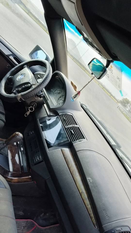 Bmw x5 2003 ئاڕم پلاستیک سلێمانی   قەپات مواسەفات موسوبڕاوە بەشەرت مەسرەفی تیانەیە زۆرپاکە ئۆتۆماتیکە   گێڕومەکینەی بەتە  چوارتایەی لۆک گۆڕینەوەش دەکەم بەشتێک بەدڵم بێت سعری36 مەجالیکەم ***********  *********** شربازهير, السليمانية
