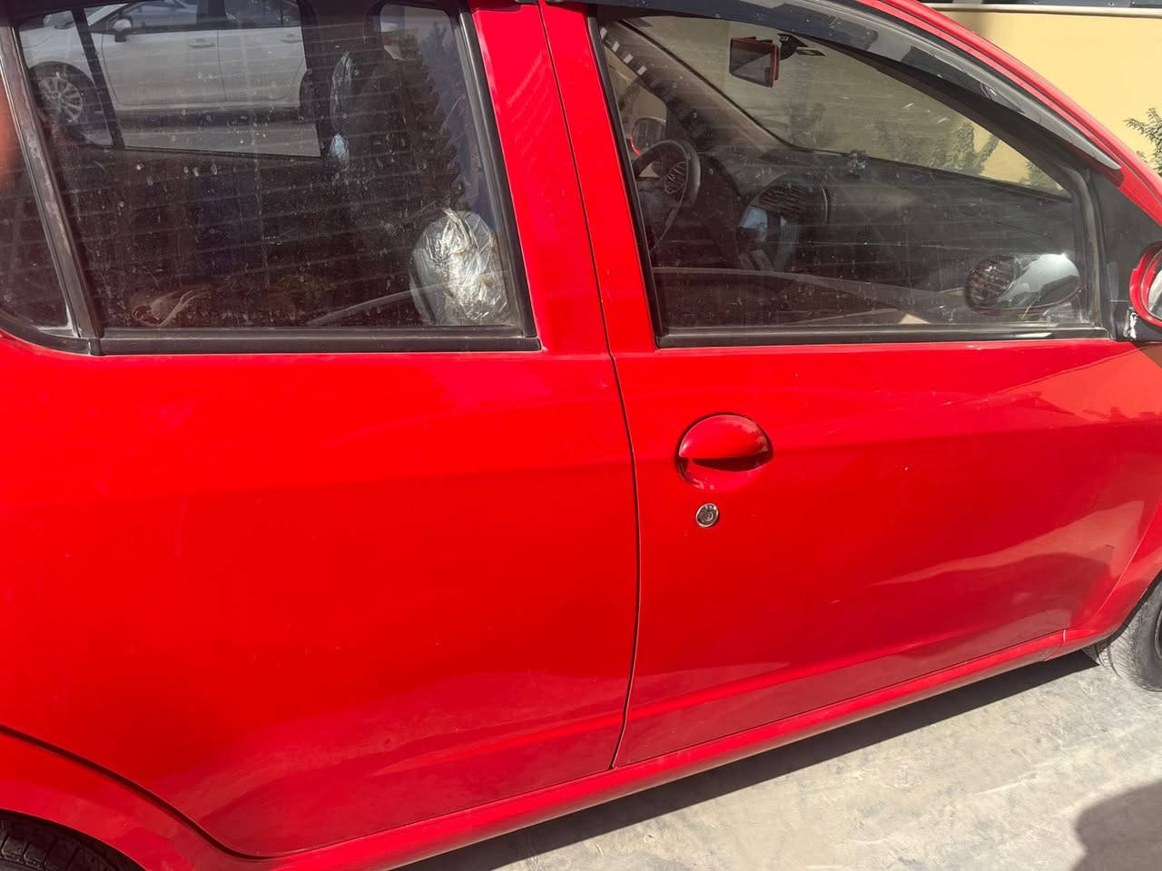 📍جيلي باندا 2013 🐼
السياره جديده بمعنى الكلمه 

📍ماشيه 65 فقط حقيقي 

عليها ادامه كامله 
المواصفات 
1/ شاشه 
2/ كامرة
3/ مرايه كهرباء
4/ أشاير بل جاملغ
5/ داخل مغلف جديد 
وباقي المواصفات المعروفه 

مكاني 📍بغداد بوابة العراق 
السعر52 وبيه مجال حك الجيه 

☎️ ***********
