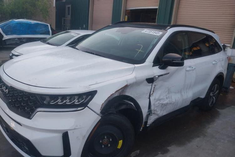 موديل 2023
ماشيه 25 الف 
سياره امريكي موضح الحادث من ضمن الصور 
السياره رقمها بغداد رقم الجديد 
السياره جديده 
سياره جلد 
كشنات كهرباء 
جنطه كهرباء 
درايف مود 
بانوراما 
كشنات منفصله 
حجم المحرك 2500 تيربو 
مكان السياره الدوره 
السعر 250 وبيها شويه مجال للشراي 
***********
