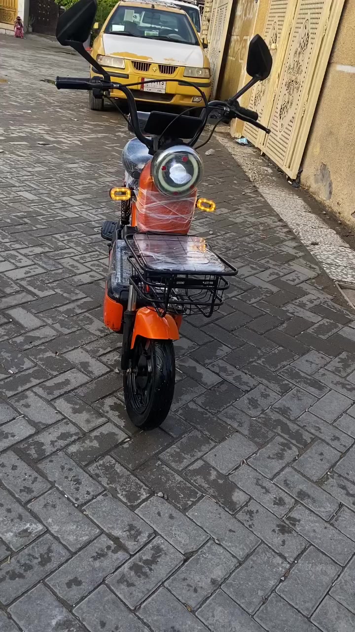 سلام عليكم عدي دراجه شحن لبيع دراجه جديده بطارياته جديدات حجم 14دراجه جديده عنوان بغداد بل مدينه مال صدر لسعر 225 وبيه مجال رقم لهاتف ***********
