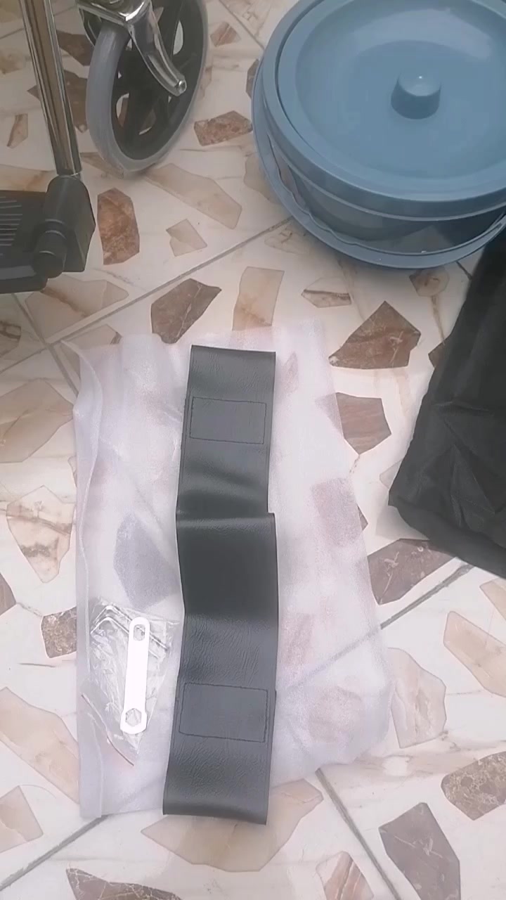 كرسي متحرك للبيع(جديد غير مستعمل)
كرسي متحرك للبيع(جديد غير مستعمل)
السعر ...110الف (بي مجال)

بغداد.....الشعلة....قطاع الاول 
:(خاص ماسنجر)


**إذا كنت صاحب هذا الإعلان وتريد حذفه لأي سبب، رجاءا أرسل رسالة إلى الدعم الفني**