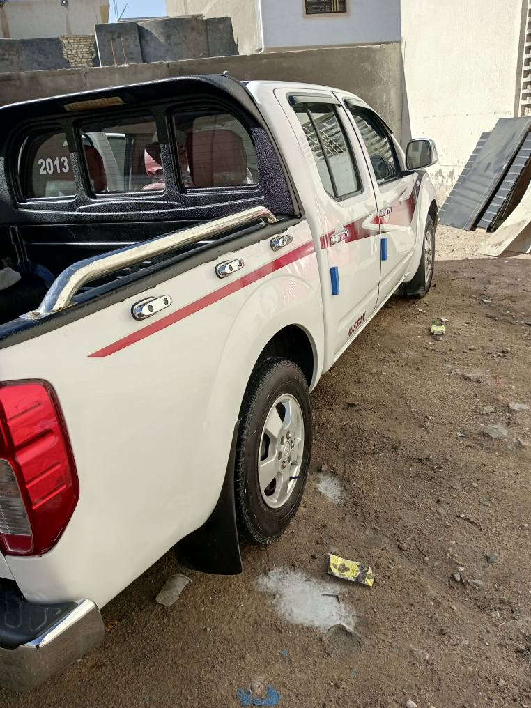 السلام عليكم بيكم للبيع مديل 2013 السياره كفاله عامه ماعدا قطعتين صبغ كير مكينه حداديه تخم تاير جديد السياره جاهزه من كل نواحي كير اوتماتيك السعر،110وبيها مجال العنوان البصره ابو الخصيب حي العسكري الإتصال *********** البصرة, العراق
