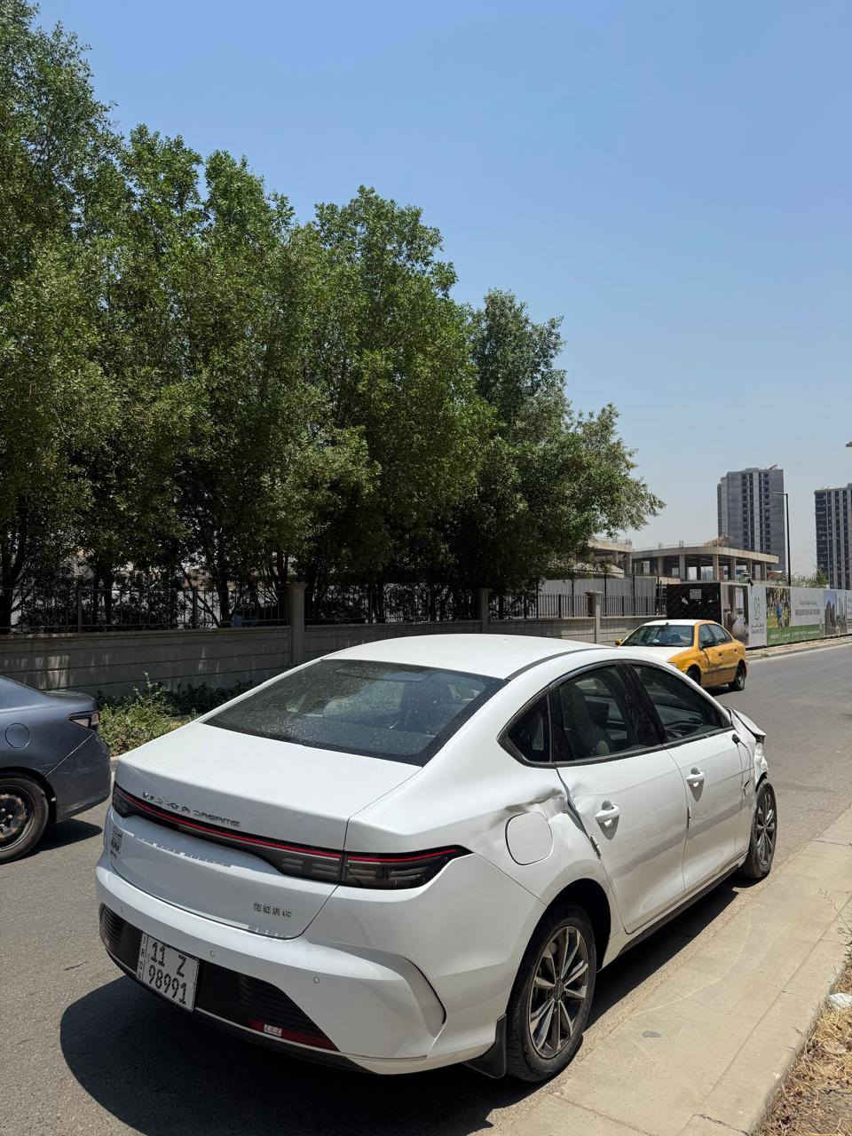 دستروير موديل 25
ماشيه 10 الف 
بدون ايرباك 
على حادثه 
السياره شغاله وتمشي مابيه اي مشكله 
السعر 14 مليون و700 الف وبيه مجال 
الشراي يتصل 
عنوان السياره بغداد حي العدل
***********
