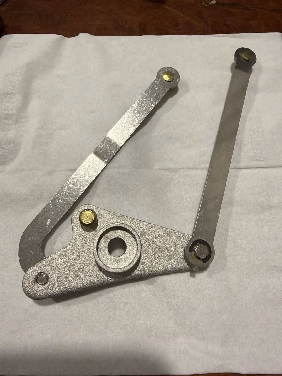 من رخصة الادمن
بصمة سويج مع دكمة تشغيل مع لعابة دكشن معدنية للبيع 100 دولار للاستفسار على تلفون ***********
