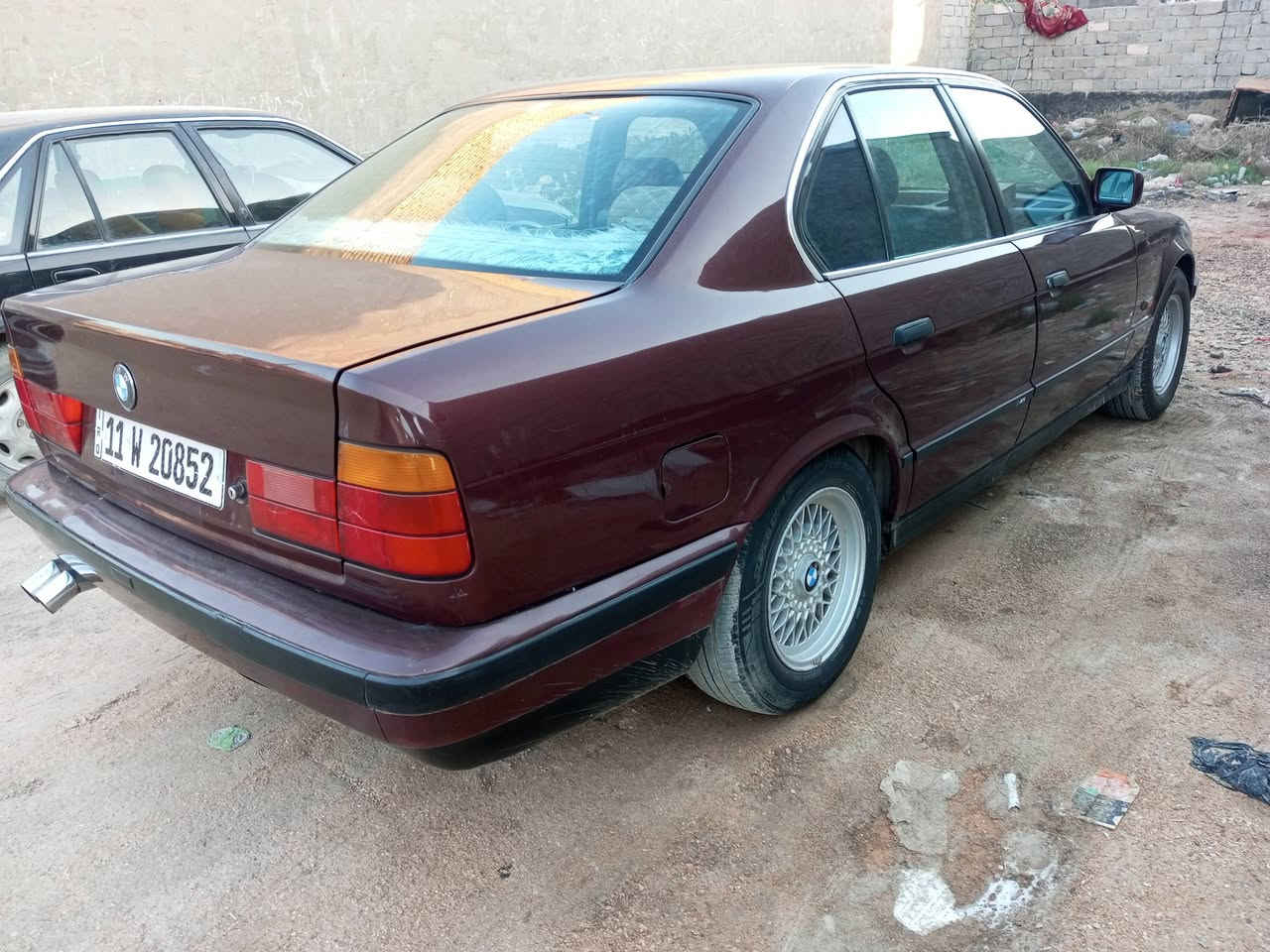 سلام عليكم بيئم البيع موديل 90 سياره كلش نضيفه المعنه الكلمه بل عافيه الي راح يأخذها حجمهه 530 سياره جاهزه من كلشي  *********** اسف ماجاوب تعاليق رقمي بي وات ساب اتصال
