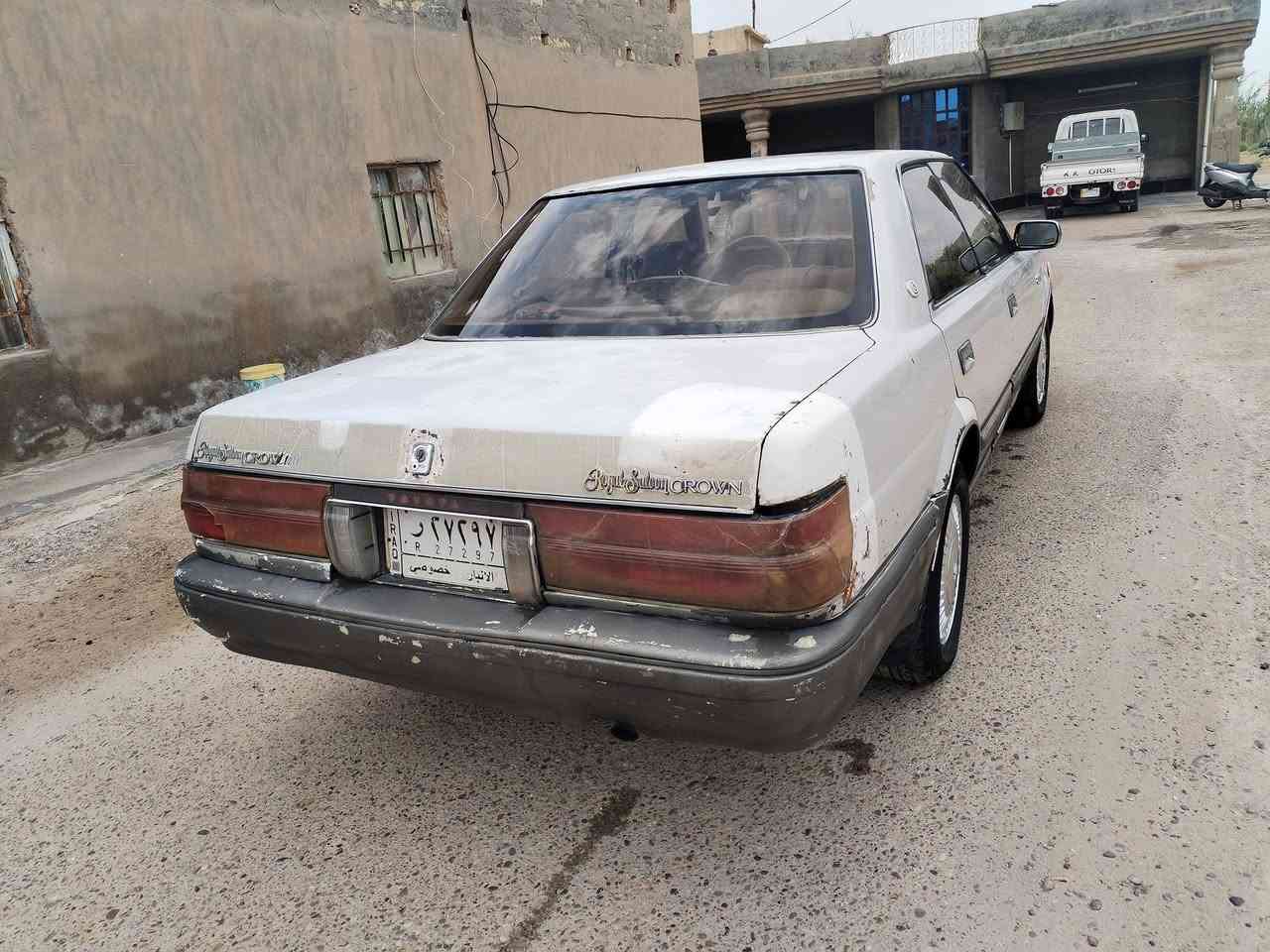 السلام عليكم.
للبيع تيوتا كراون هارتوب موديل 90 مكينه 2500جديدة

سنوية لل28 السيارة بعدة ع بلاد ما بيه طخة قويه السعر ٣٥ وبيه مجال للشراي

*********** 

***********

العنوان. بغداد. التاجي.
