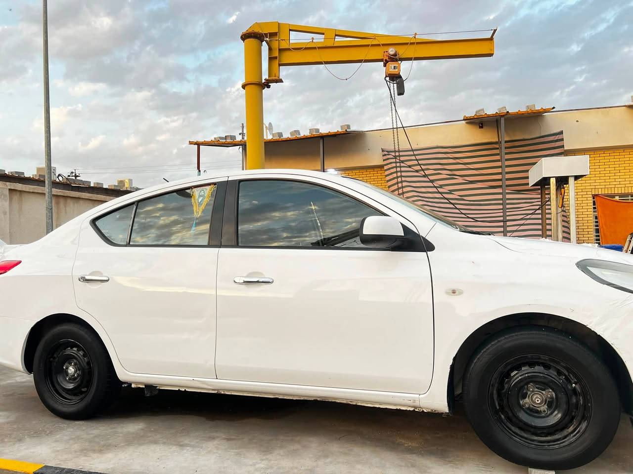 نسيان صني هندي 2020 بيه باردات وسنويه منتهيه مالته  سياره بسم لشركه رقم اربيل 
كير ✅
مكينه ✅ 
تبريد ثلج ✅ سياره جاهزه 
العنوان البصرة 
سعر 75 وبيه مجال 
***********
