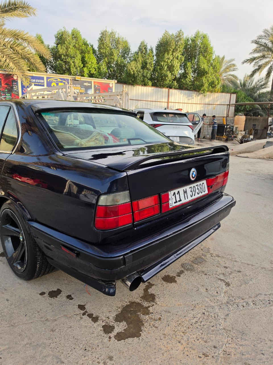 525 i 🇩🇪
مسكر عدله 
كير عادي نمرة طويلة  
عليها دوسات m 
ويل رياضي
عليها اكف كزوز بس مشاد الريمون مالته
اكسل مفتوح 
  

السياره مابيها حادث صبغها كاعد كشر كاعد كنر مسطرة 
تبريد ويا السويج 
مكينه وكير نظيفات 
السياره متعوب عليها وخير من الله وبل واقع احلى من الصور داخلها نضيف وكاعد مابيها اي نقوصات بس لايت امامي ضعيف  الظفيره مملعوب بيها
 
السعر ب ٦٠ وبيها مجال 

للتواصل متواجد واتساب 

***********
***********
