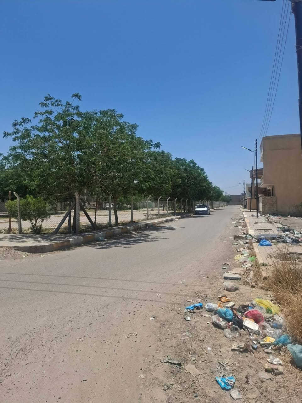 فرصه استثماريه تجاريه /شارع ٢٠ ركن قطعه سكنيه للبيع مساحه ٣٠٠ ركن حي الجمعيه مقابل المنتزه كافه الخدمات والتبليط الاستفسار الاتصال مكتب الشهم للوساطه العقاريه ***********/ اهلا وسهلا بكم ٠٠٠
