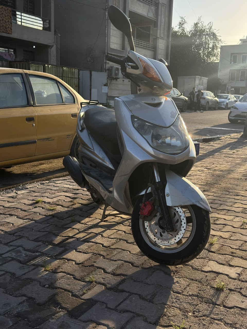 اسلام عليكم
سكنس فحل ياباني قبق نفخ نوزل خطين مكينة مامفتوحة بلادية دراجة كاملة سعر 700 وبيهة مجال مكاني بغداد الشعب للستفسار 
***********
