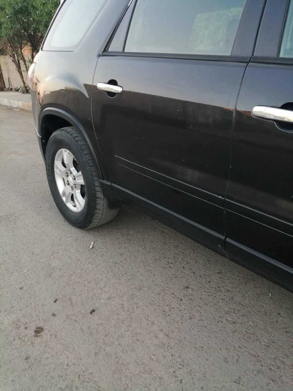 السلام عليكم
جمسي اكاديا موديل ٢٠١٢ رقم بغداد كير. محرك. حدادية. كهربائيات. تحكمات. كلها جاهزة.تخم تاير دنلوب. سستم صوت أصلي ضرر بسيط بدون دواخل بنيد+جاملغ تبديل وبيه صبغ قليل قطعتين بدون حادث السعر ٩٠ $. عنوان بغداد حي البتول  للإستفسار ***********
