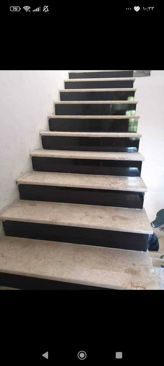 خلفه سراميك ورضيه لمتر 8عملي مجمعات سكنيه فقط ليحب يتواصل هاذه رقمي وبي واتساب ***********
