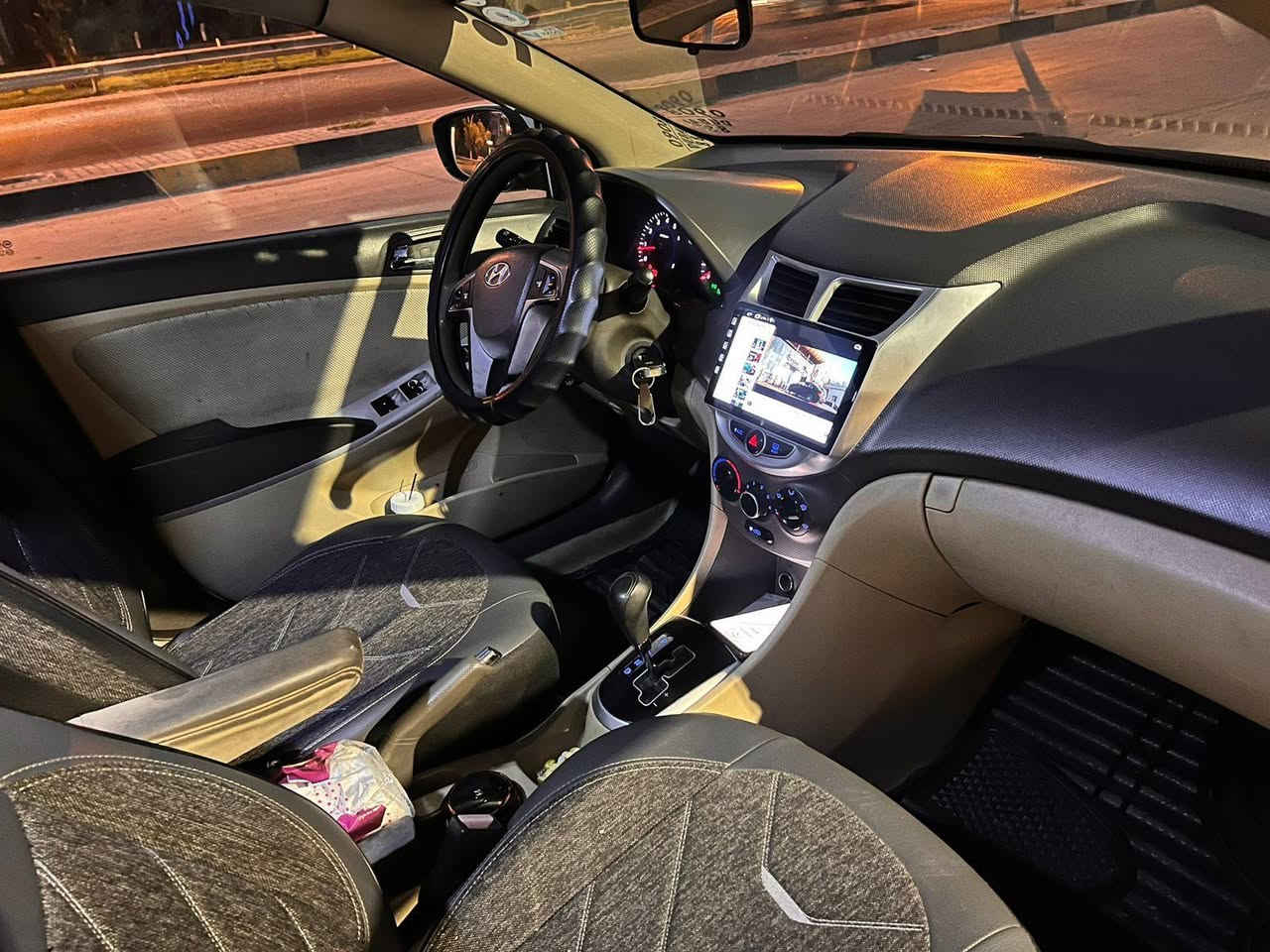 اكسنت مضلع 
2011خليجي مكينة 16
كير محرك شرط تبريد ❄️ 
صبغ قطعتين بوند مصبوغ جاملغ امبدل
رقم انكليزي باسم البائع
السعر ٩٨ وبيها مجال
 مكلفة بلنشر الاتصال بصاحب السياره
0751845173 بيه واتس


**إذا كنت صاحب هذا الإعلان وتريد حذفه لأي سبب، رجاءا أرسل رسالة إلى الدعم الفني**