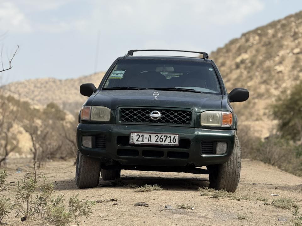 نيسان باثفندر 2001 SE خليجي 
محرك 3500  V6
بدون صبغ بدون ضربة فقط جراد البنيد و القمارة 
شرط گير و محرك بدون صرف و بخار 
تبريد تدفئة شغال 
 سنوية بأسمي لحد 2028 شرط تحويل و غرامة 
السعر 85 $ و بيها مجال 
مكاني كركوك 
***********
