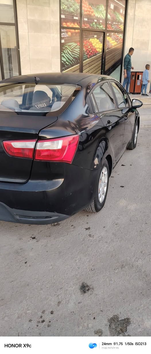 السلام عليكم كيا ريو ٢٠١٦ وارد خليجي بيها ضربة بسيطة بالصندوق ومعالجة ماشية ١٤١ كم السيارة كاملة فقط تبريد السعر المطلوب ٨١... رقم الهاتف *********** مكان السيارة الدورة مجمع حوراء بغداد السكني..
