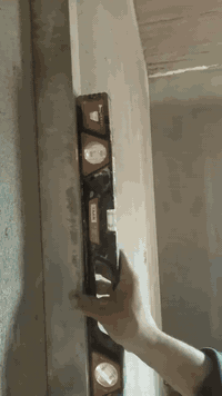 السلام عليكم لباخ مصري مكاني أبو الخصيب ومتفرغ للعمل لبخ خشب وناعم داخلي أو خارجي استلام هندسي متر أو قطعي 

          للتواصل *********** 👍👍
