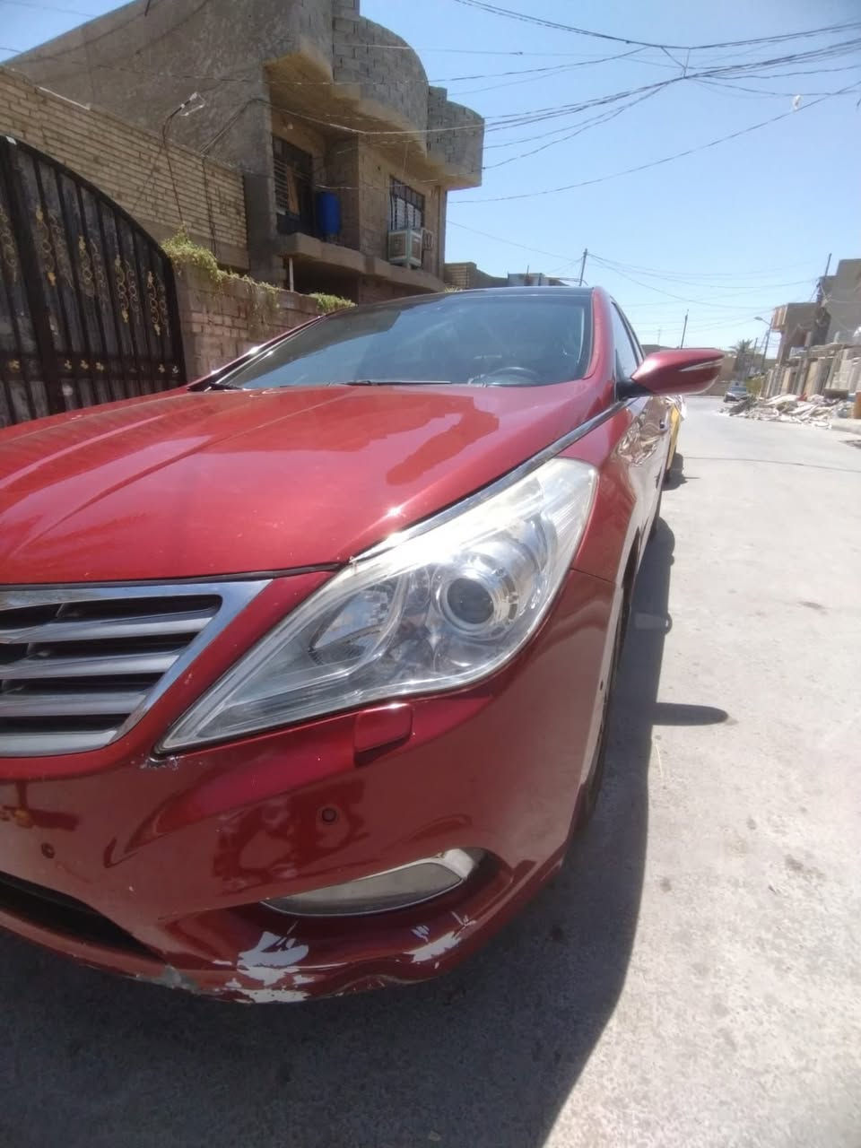 السلام عليكم
ازيرا 2014 خليجي

فول مواصفات واحد ع واحد 

بيها ضربه جاملغ الايمن ومباوك نص الباب

السعر 130 وبي مجال بسيط

ماشيه 152 الف 

***********
