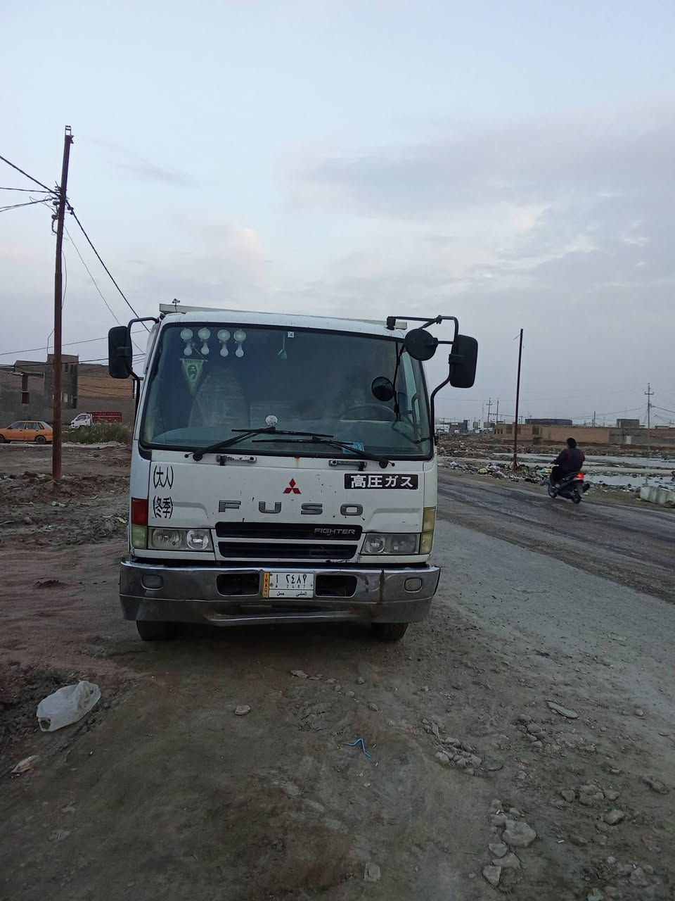 يا لله كرستال للبيع سياره مكفوله كفاله عامه موديل 1999مكان سماوه  ***********
